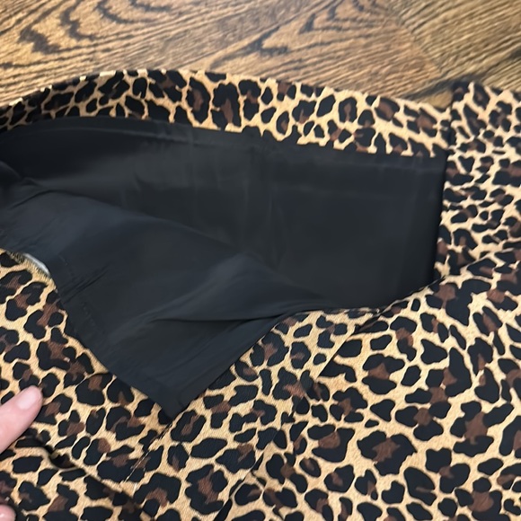 Jcrew Cheetah Print Pencil skirt - Picture 4 of 6